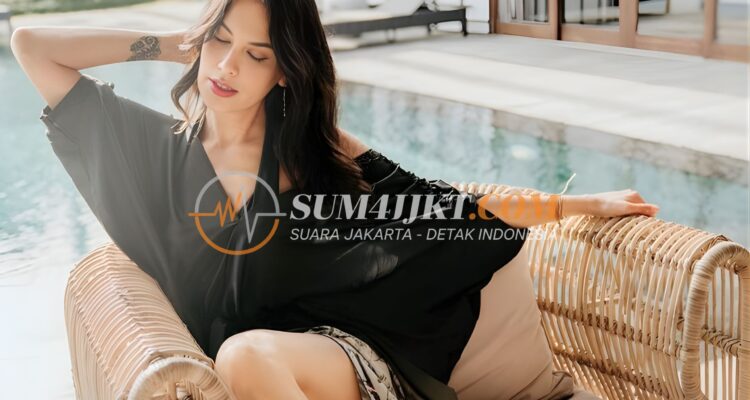 Sophia Latjuba Ikut Tren Viral Unggah Foto Tahun 90an, Wajahnya Bikin Salfok