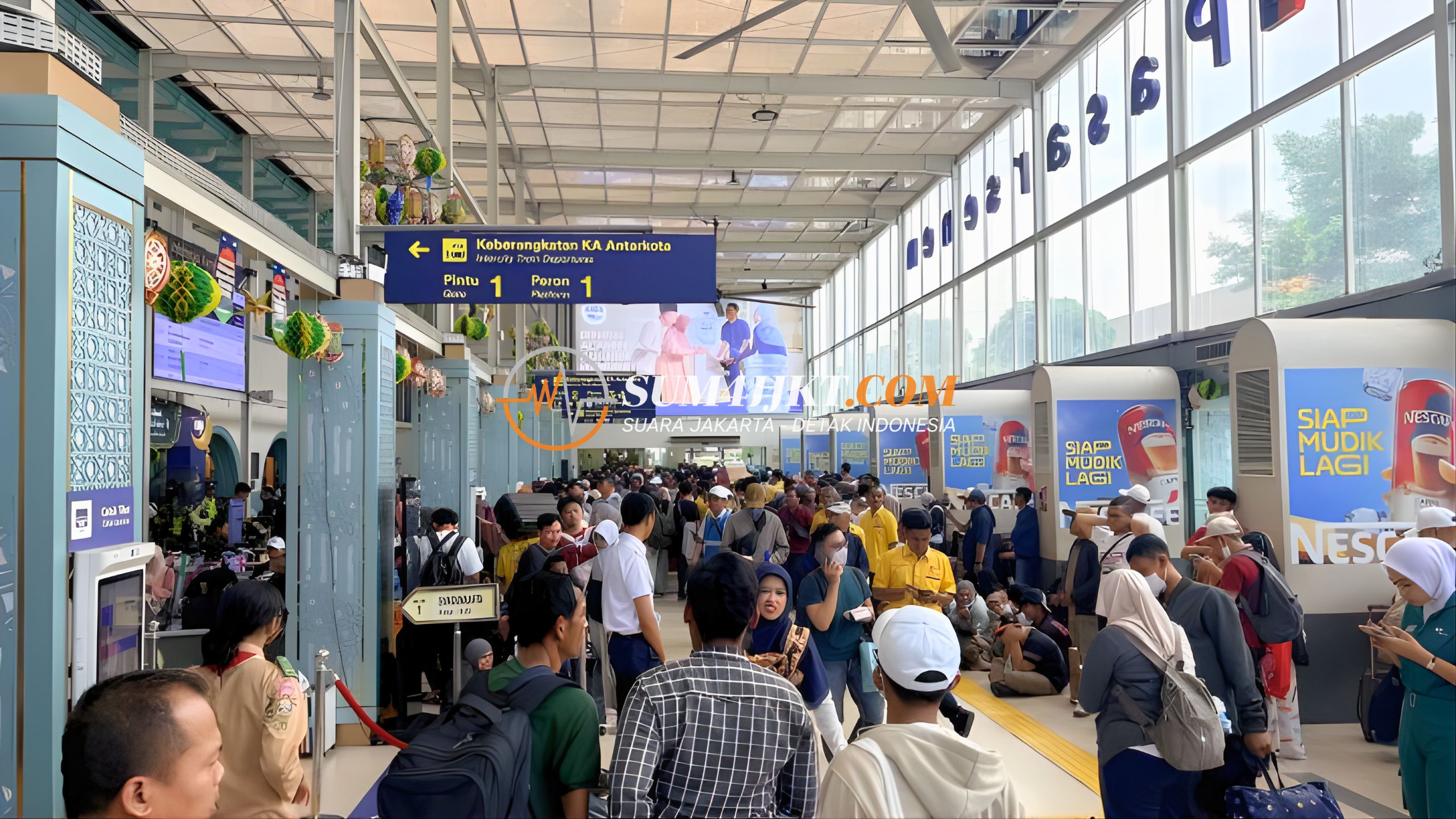 Kereta Api Tetap Menjadi Pilihan Favorit karena Menawarkan Kepastian di Tengah Tekanan Mudik