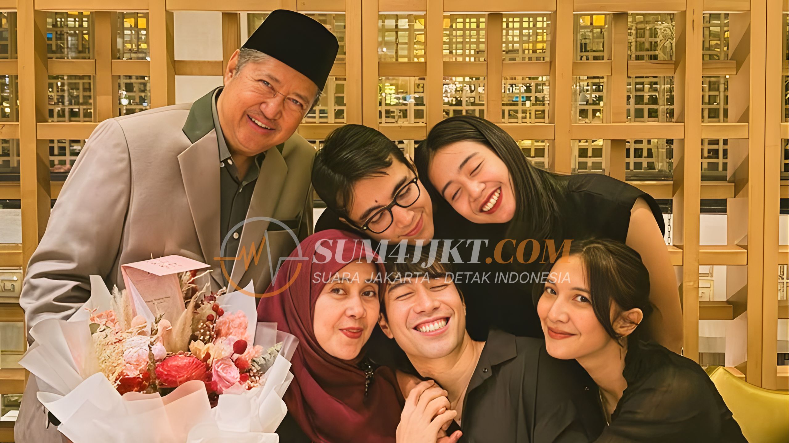 Ayah Vidi Aldiano Ungkap Kebaikan Deddy Corbuzier