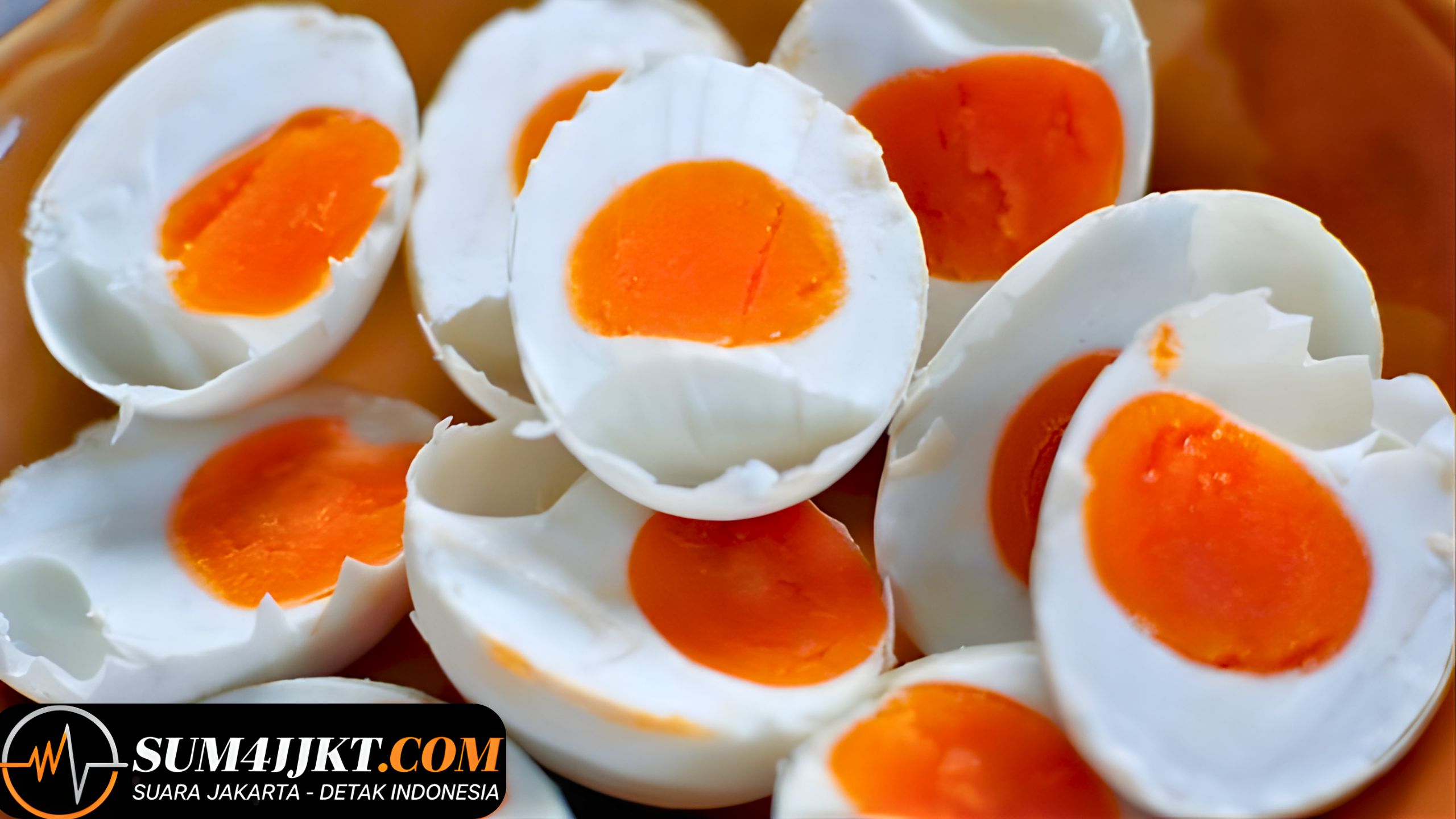 Cara Membuat Telur Asin Sendiri Di Rumah Dengan Mudah, Hasil Gurih Dan Tahan Lama
