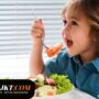 Nutrisi Anak: Jenis Asupan yang Dibutuhkan di Setiap Usia